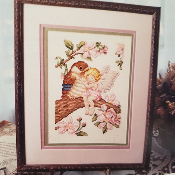 Cross Stitch Project Magazine 1993 Valentine Gifts - Picture 4 of 10